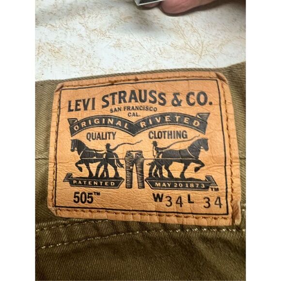Levi 505 Regular/ Straight  Fit Mens Jeans 34/33 - Picture 3 of 7
